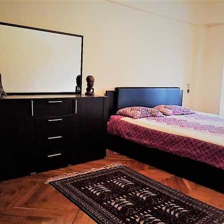 100m² 3 slaapkamer, 1 privé badkamer Appartement in Shaykhontohur District Tasjkent Buitenkant foto