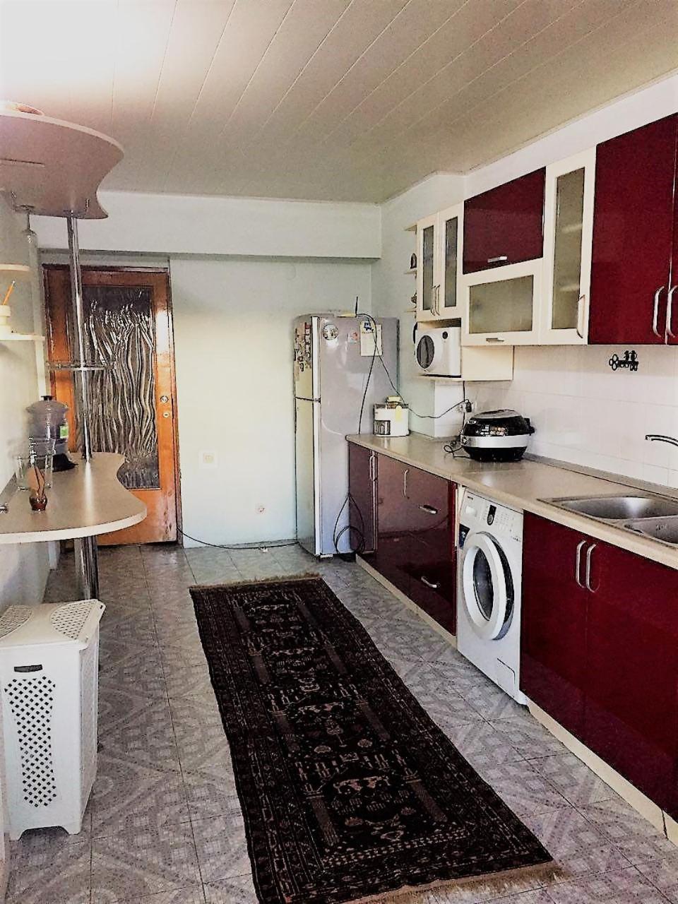 100m² 3 slaapkamer, 1 privé badkamer Appartement in Shaykhontohur District Tasjkent Buitenkant foto
