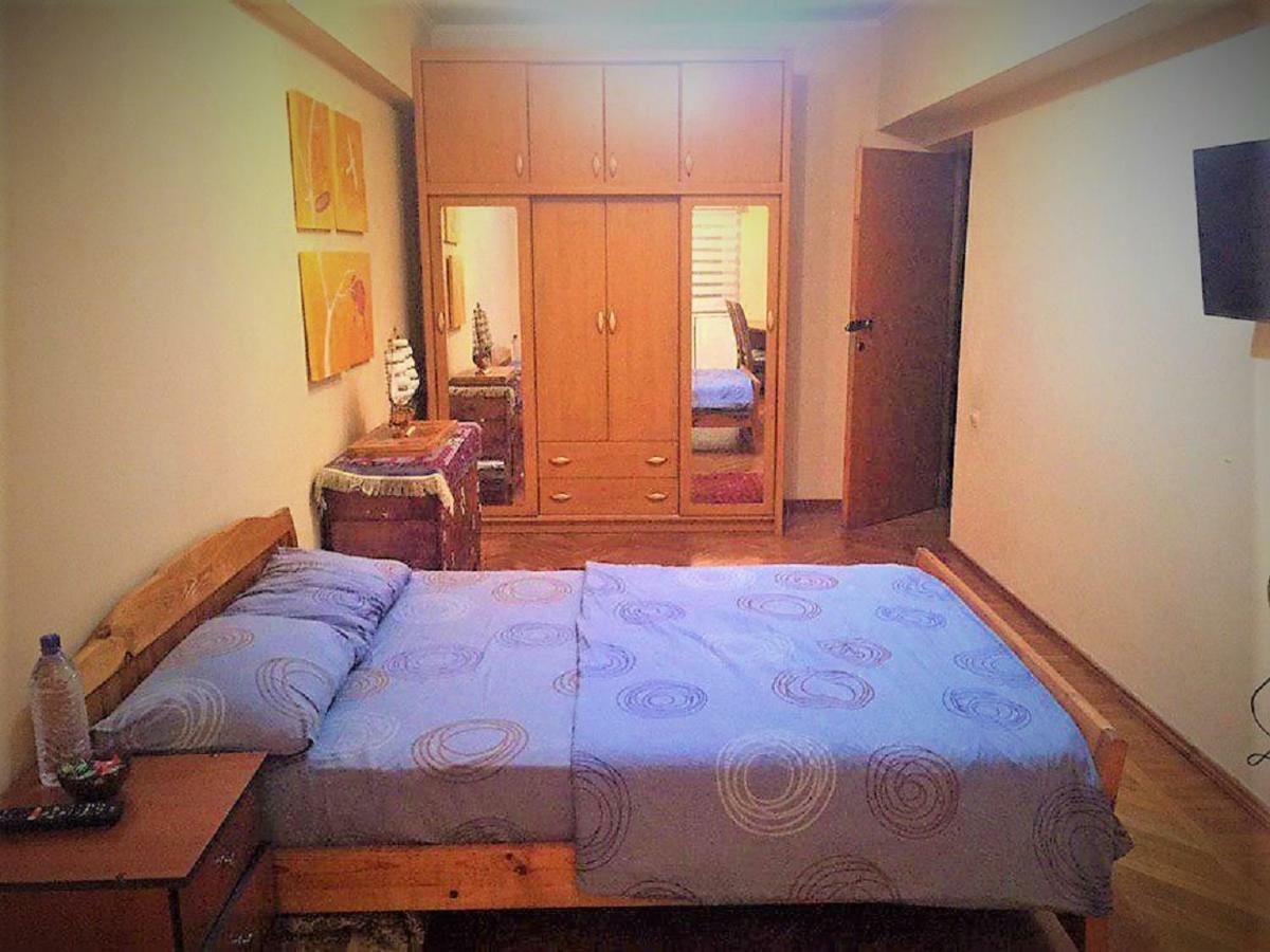 100m² 3 slaapkamer, 1 privé badkamer Appartement in Shaykhontohur District Tasjkent Buitenkant foto